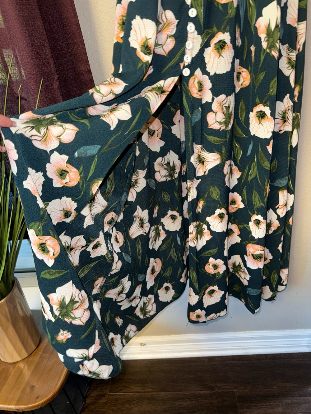 #861 Boutique Hunter Green/Multi Floral Button-Down Maxi Dress Size Extra Small - Picture 4 of 9